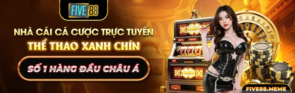 Người chơi m9 tập trung bắn cá